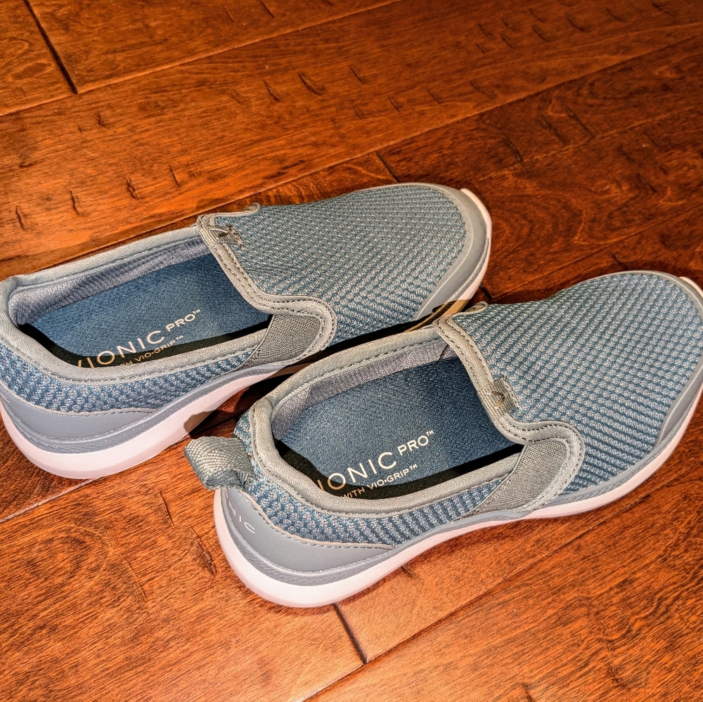 Vionic Womens Julianna Sz 5 Sage Green Slip-on Sneaker Mesh Work Shoe Comfort - Picture 4 of 12